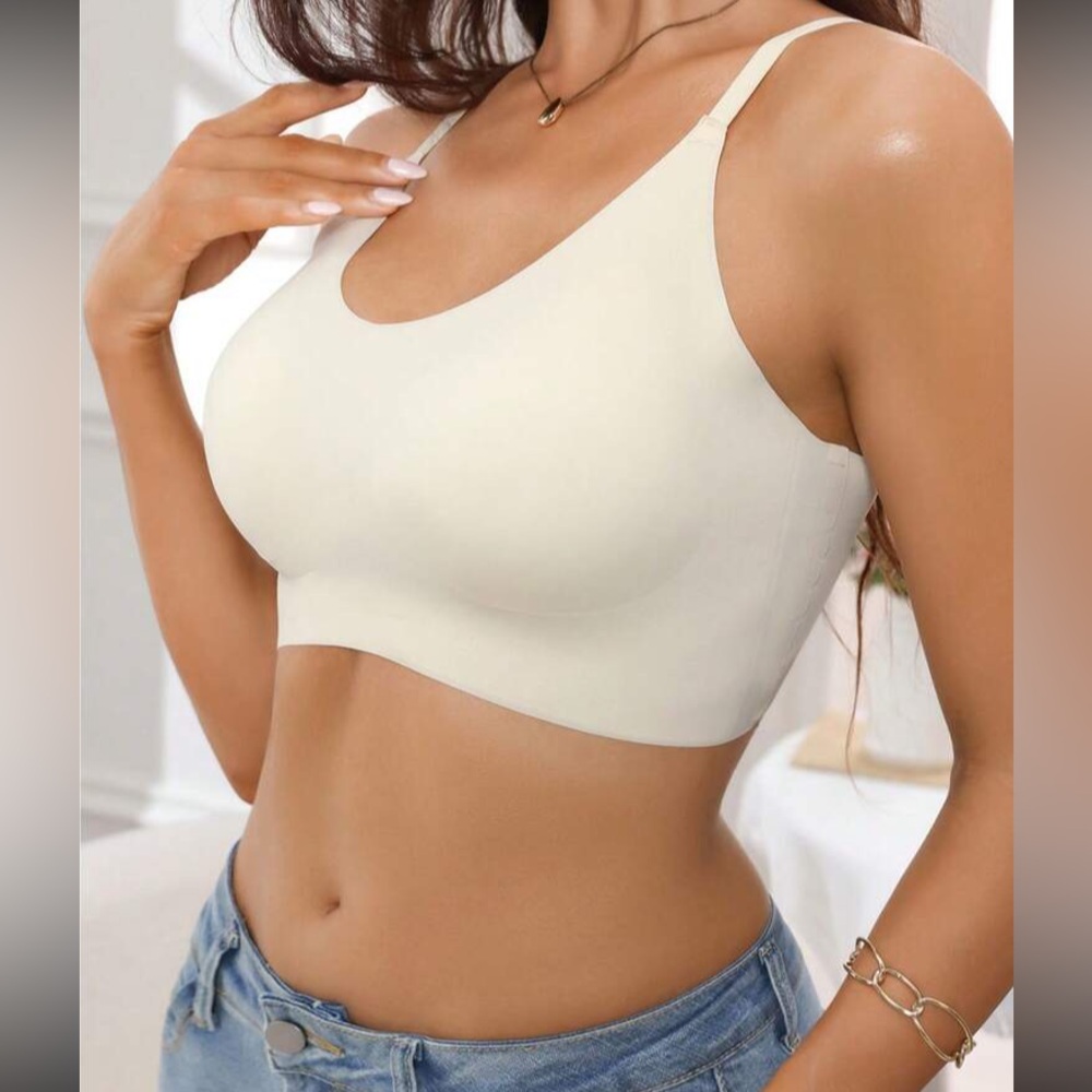 Women's Apricot Seamless Wireless Removable Padding Bralette - Picture 2 of 5